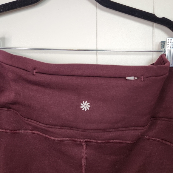 Athleta Altitude Stash Tight Polartech Lined Fleece Leggings Burgundy Size 2X - Picture 7 of 9